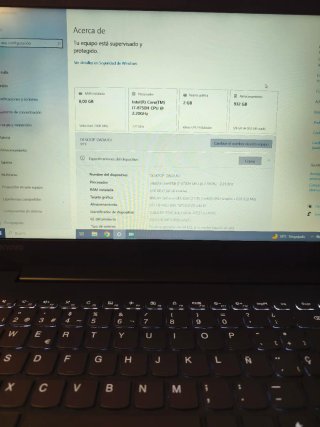 Lenovo Portátil i7-8750H 8GB RAM 932GB HDD