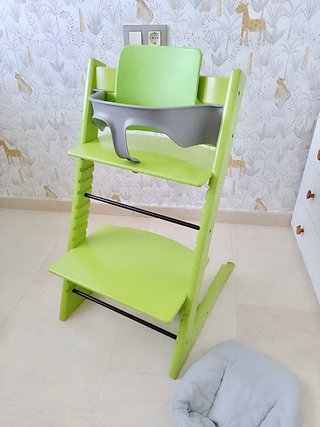 Silla Stokke Trona Verde y Gris