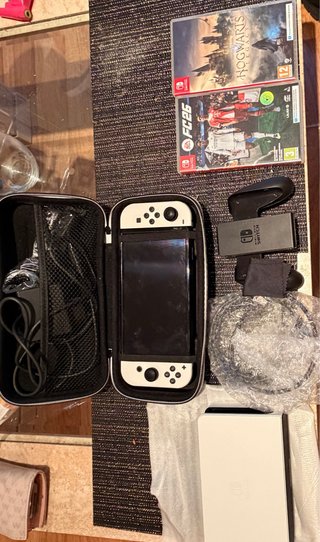 Nintendo Switch OLED Blanca + 2 Juegos