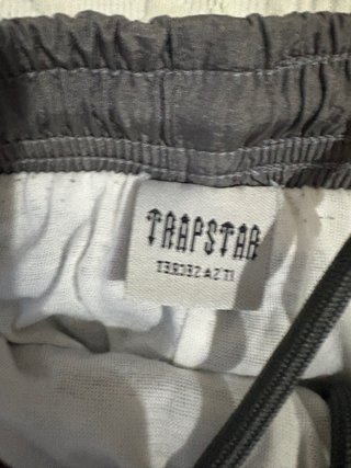 Pantalón Trapstar Gris