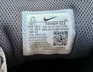 Zapatillas Nike Negras y Blancas