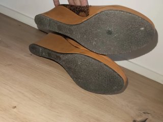 Botines de cuña marrones