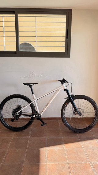Bicicleta Canyon Stoic L