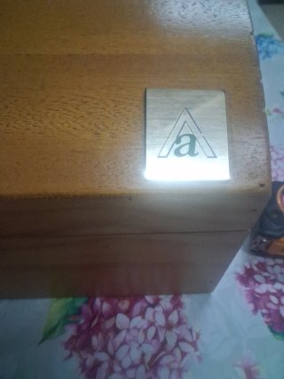 Caja Cofre Antigua de Madera