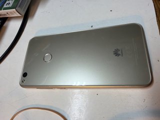 Huawei P8 Lite Dorado android 7.0