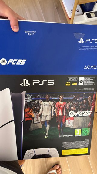 Sony PS5 Digital Edition + 2 mandos