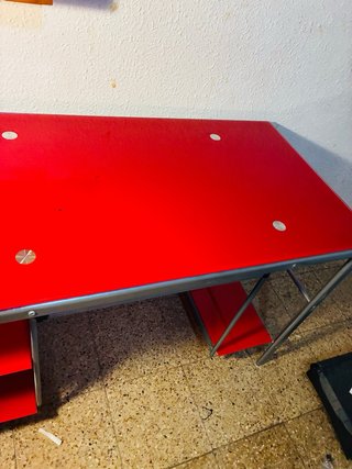 Escritorio moderno cristal rojo y metal