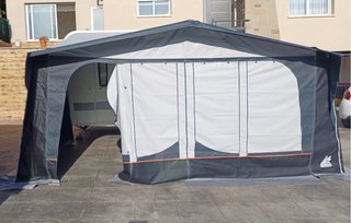 Caravana Hobby Excellent 410