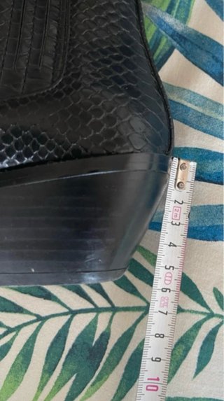 Botines Negros Stradivarius