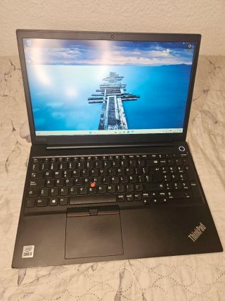 Lenovo ThinkPad E15 i5 10ª 16GB 512GB NVMe