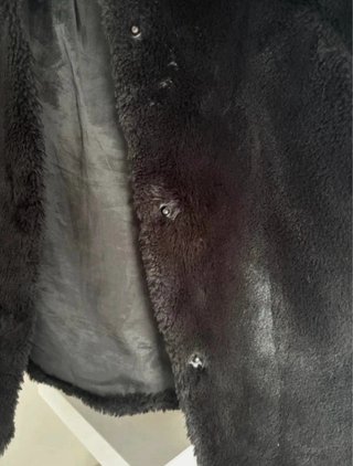 Casaco de Pelo Preto Stradivarius