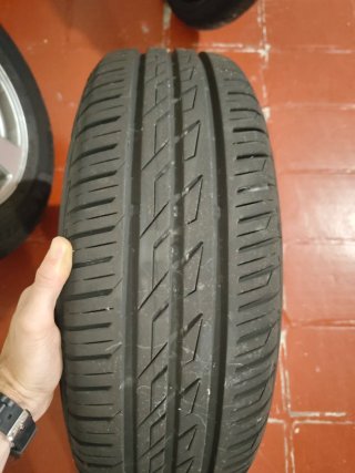 Llantas Volvo 15 con Neumáticos
