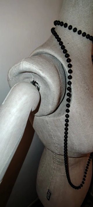 Maniquí de mujer para atrezzo