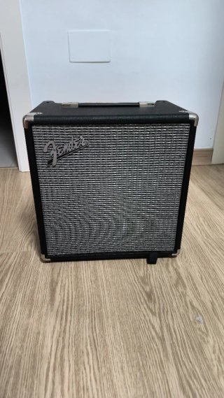 Amplificador Fender Rumble 25W