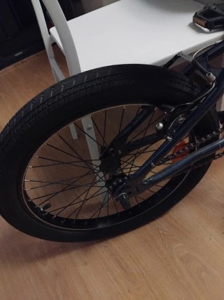 Bicicleta BMX azul
