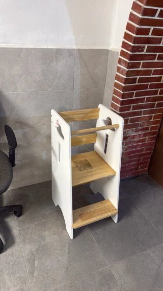 Torre de aprendizaje infantil