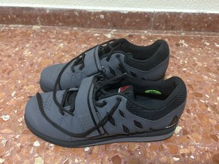 Zapatillas Halterofilia Reebok Talla 42