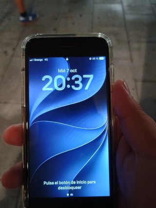 iPhone se 2020