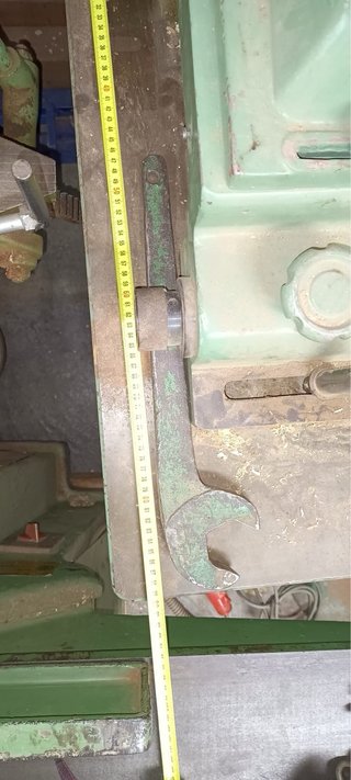 Conjunto maquinaria carpintería madera