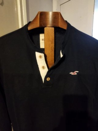 Jersey Hollister Manga Larga Negro Talla M