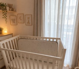Cuna blanca 120cm con ruedas y barandillas