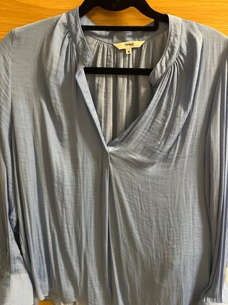 Camisa Azul Cielo Fórmula Joven Talla M