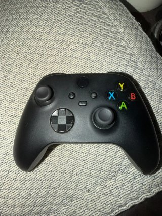 Mando Xbox Series X Negro con mui poco uso
