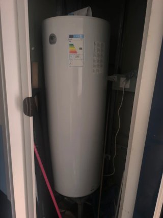 Termo Eléctrico Vertical