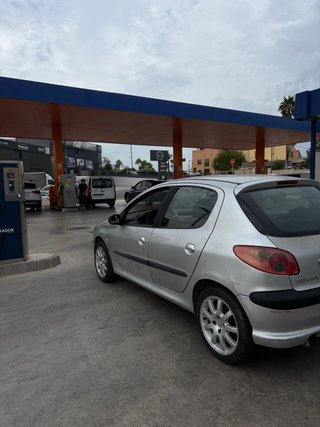 Peugeot 206 2003
