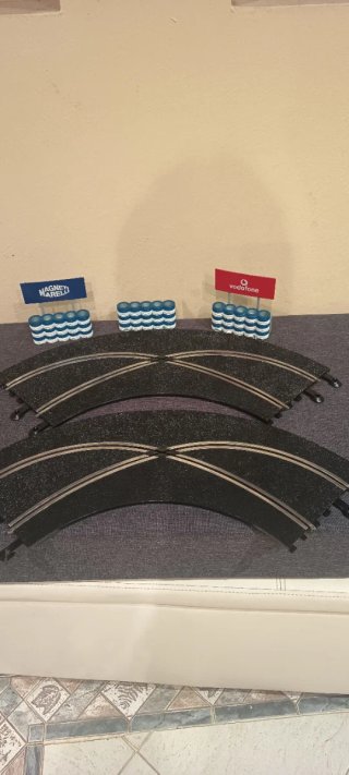Scalextric C3 Paul Ricard regalo Chicane y Adorno