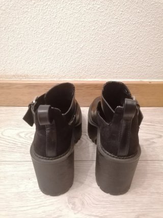 Botines Negros Pull & Bear con Plataforma