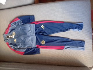 Chándal Adidas Bayern Múnich 7-8 años