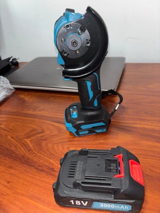 Radial Makita a Batería 18V