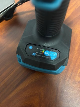 Radial Makita a Batería 18V