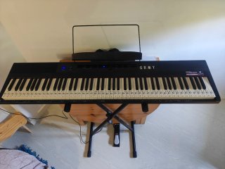 Teclado de 82 Teclas