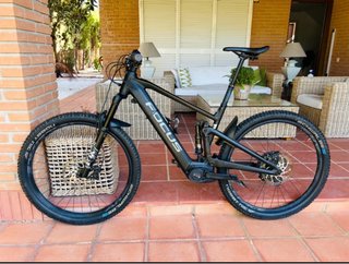 Bicicleta eléctrica Focus Jam2. 4.200 Km.