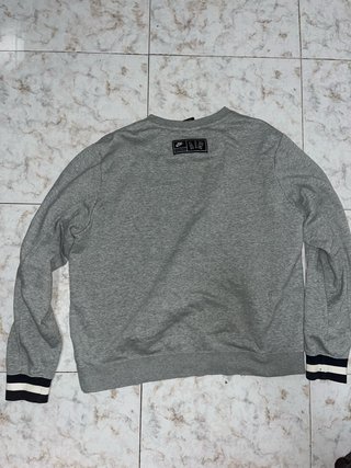 Sudadera Nike Gris