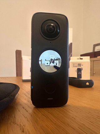 Insta360 ONE X2