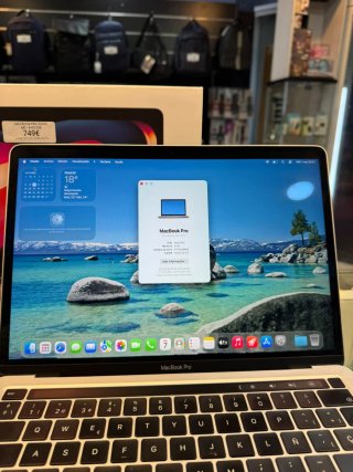 MacBook Pro A2338 M2 8GB 512GB + GARANTÍA