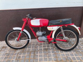 Ducati 48 Cadet Roja y Blanca