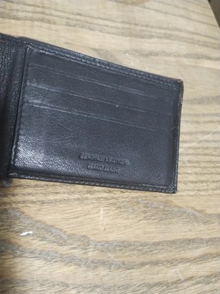 Billetera tarjetera de piel