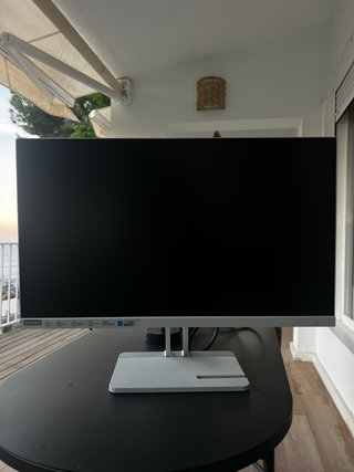 Monitor Lenovo