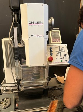 Fresadora OPTIMUM OPTImill MH 25 SV - BT30