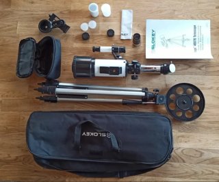 Telescopio Slokey 40070 con trípode y accesorios