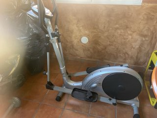 Máquina de Elíptica para Gimnasio en Casa