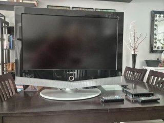 Televisión Samsung de 32'' y TDT
