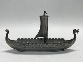 Figura Decorativa Barco Vikingo