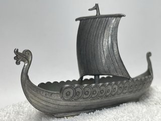 Figura Decorativa Barco Vikingo