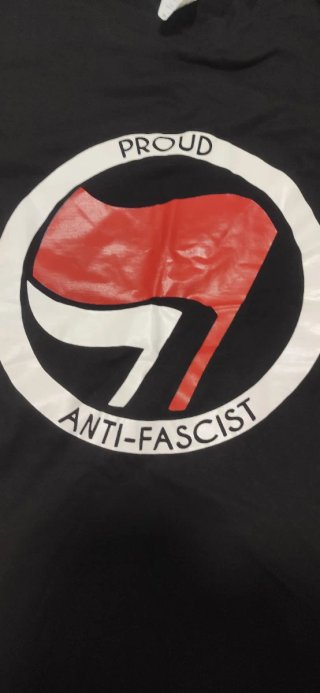 Camiseta Negra Anti Fascista Talla XL