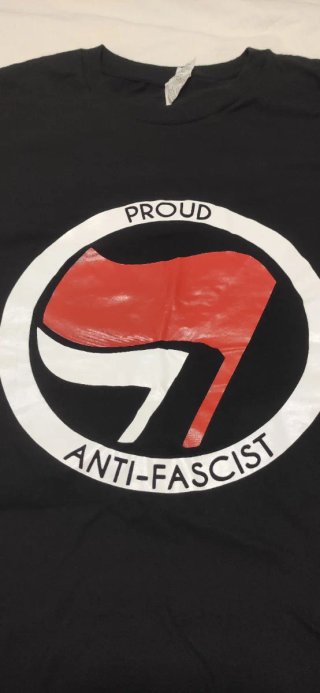 Camiseta Negra Anti Fascista Talla XL